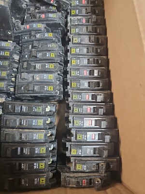 LOT OF 5 SQUARE D 15 Amp Circuit Breaker QO115 - Plug-In 1 Pole 120 Volt B#