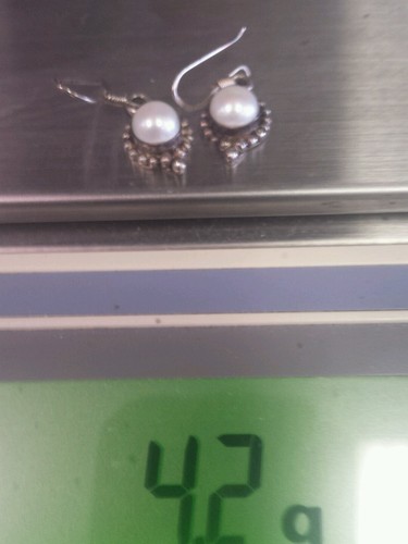 STERLING SILVER FRENCH HOOK PEARL EARRING