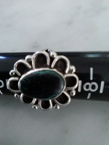 VINTAGE Turquoise and Sterling Silver Ring sz 7 Black Matrix
