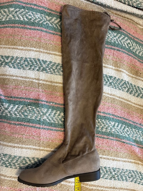 O2: Unisa Gillean Over The Knee Faux Suede Boots Size 8.5M y2k 90s