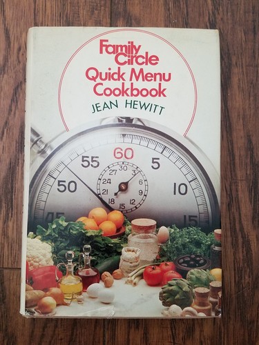 LOT OF 8 COOKBOOKS BLENDING RARE BUDGET BETTY CROCKER FAMILY CIRCLE MICROWAVE