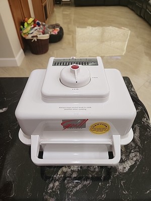 Vintage 60 SECOND ELECTRIC GRILL EXPRESS Model G250 NEW OPEN BOX - NIB
