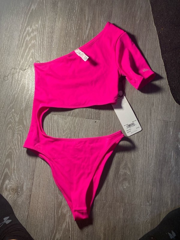Alo Yoga Body Wave One-Shoulder Cutout Bodysuit Neon Pink Size XS