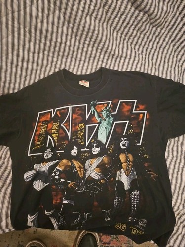 ミュージシャン KISS ALIVE WORLDWIDE TOUR TEE 1996-1997 Vintage 90s KISS Alive Worldwide 96 97 Concert Tour Band T