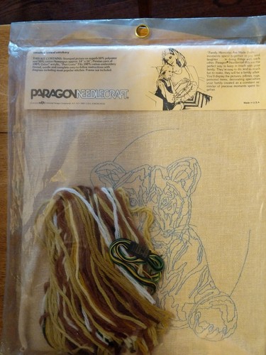 LION CUB Crewel Kit Wildlife Series Paragon #0832 Susan Goldsmith 1978 Vintage