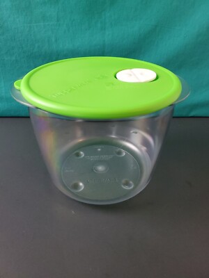 Tupperware Microwave Round Rock N Serve 3.3L / 14 Cup Vent N Serve Green 