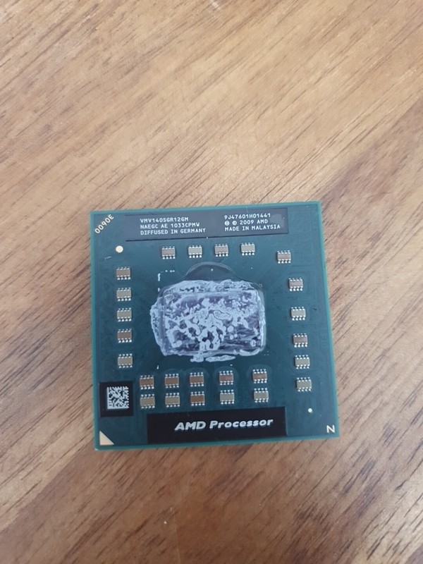 Processeur Amd V Series V140 - Vmv140sgr12gm