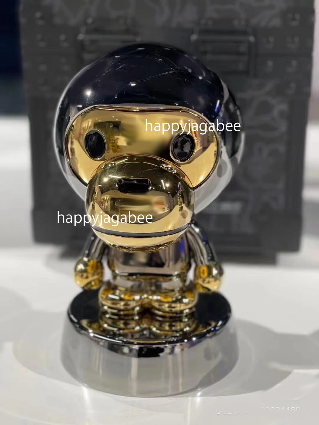 A BATHING APE 30TH Anniv. METAL MILO FIGURE Limited 500 A BATHING APE 30TH Anniv. METAL MILO FIGURE Limited 500