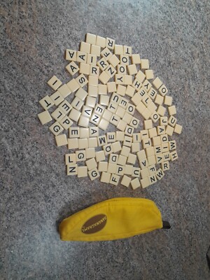 Bananagrams Crossword Game - with all 144 pieces No Instruction Manual