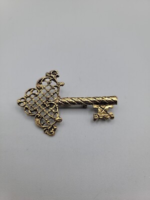 Vintage Antique Gold Tone Skeleton Key Brooch Open Metal Work
