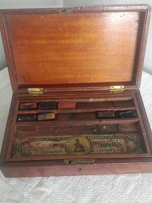 SMALL ANTIQUE ARTISTS WATERCOLOUR PAINT BOX REEVES & SONS