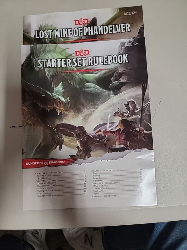 LOST MINE OF PHANDELVER & STARTER SET RULEBOOK 2014 Dungeons & Dragons Books