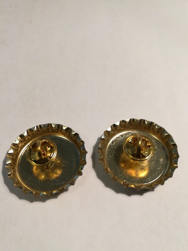 Set of 2 Pig's Eye Pigs Eye Brewing Co. Beer Bottle Cap Pins St. Paul MN