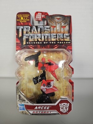 TRANSFORMERS MOVIE REVENGE OF THE FALLEN LEGENDS CLASS ARCEE 2009 SEALED