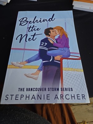 Behind the Net [Vancouver Storm] - Archer, Stephanie - Acceptable