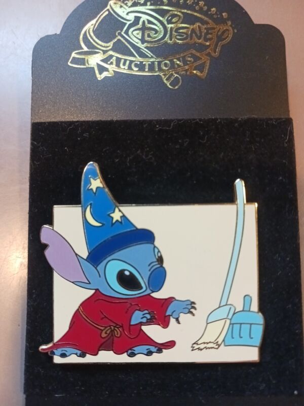 DISNEY AUCTIONS PIN LE DA STITCH DRESSED AS SORCERER CASTING A SPELL BROOM LILO