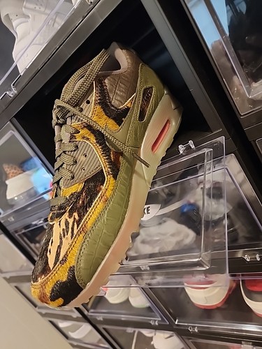 Nike Air Max 90 'Croc Camo' CargoKhaki/CargoKhaki CU0675-300 Nike Air Max 90 'Croc Camo' CargoKhaki/CargoKhaki CU0675-300
