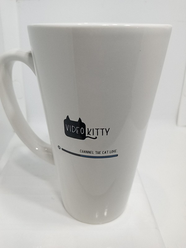 CAT LOVERS COFFEE MUG. CAT MUG. VIDEO KITTY CAT MUG.