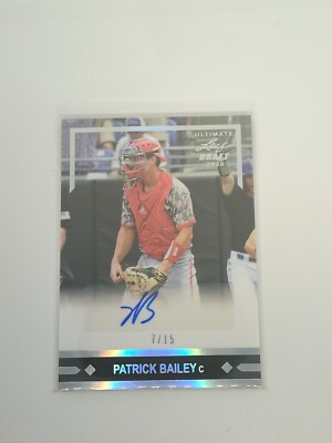 Patrick Bailey 2020 Leaf Ultimate Draft Autograph Refractor Giants XRC /15
