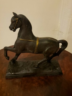 Metalware Cast Iron Horse Vatican