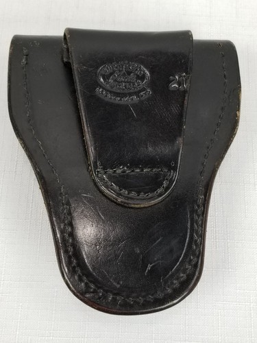 Vintage Black Leather Police Bucheimer Hand Cuffs Belt Holster SCP USA Made