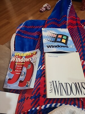 UPGRADING TO WINDOWS 95 USERS GUIDE INTRODUCING 95 BUNDLE VINTAGE MANUALS BOOKS