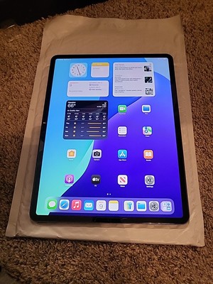 Apple iPad Pro 4th gen A2229 - 128GB, Wi-Fi, 12.9 in - Gray