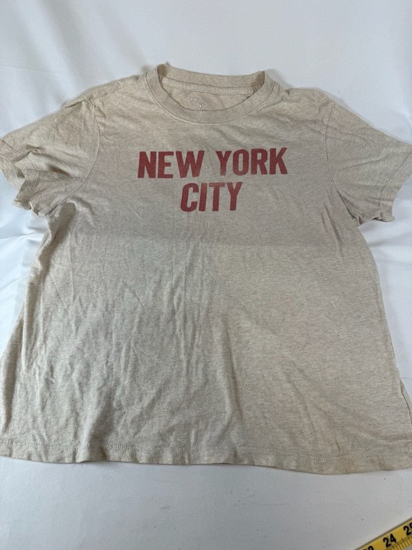 American Eagle New York City T-Shirt Size M Heather Beige Red Graphic