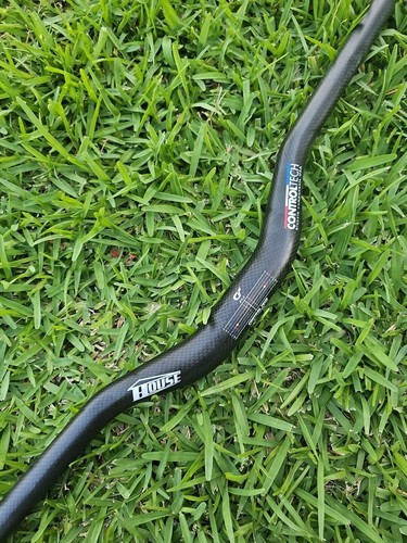 CONTROLTECH House Carbon Riser Handlebar 720mm length, 31.8mm clamp