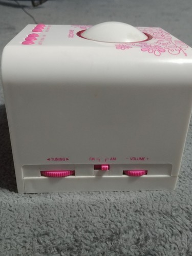 Sound X LED Bed Side Alarm Clock Radio Model SMD-203P White Pink Works 100%
