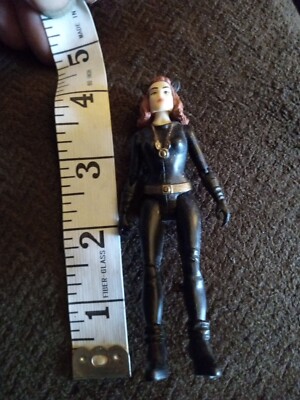 DC  CATWOMAN Julie Newmar Classic 66 Batman TV Series  Figure