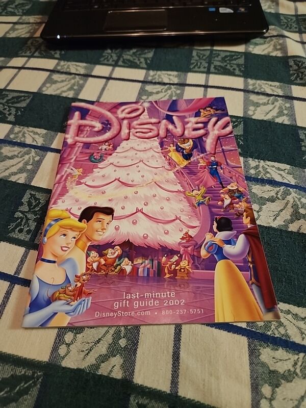 VINTAGE DISNEY STORE AUTHENTIC LAST MINUTE GIFT GUIDE 2002 CATALOG