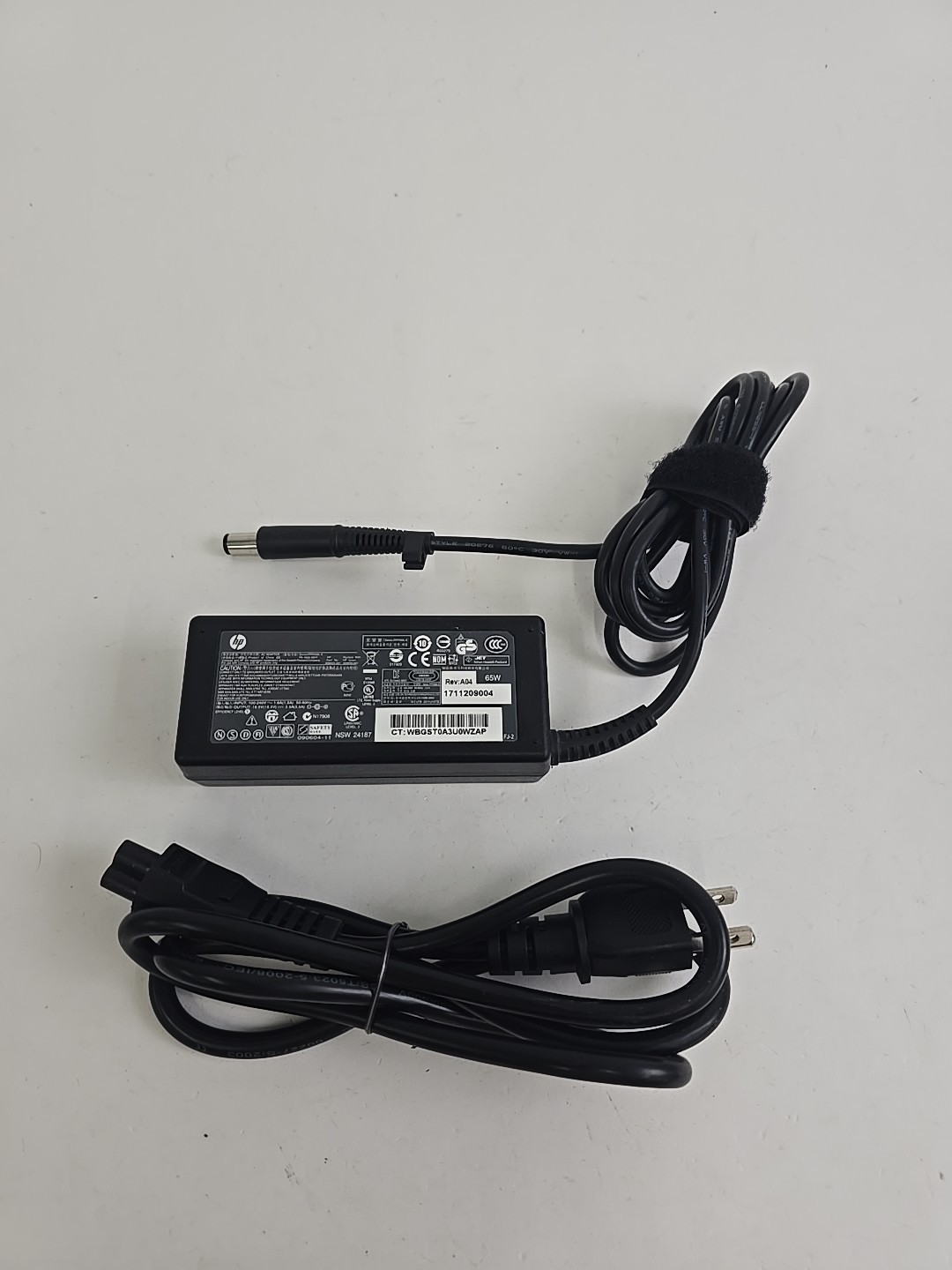 HP PA-1650-32HT 19.5V 3.33A 65W Genuine Original AC Power Adapter Charger