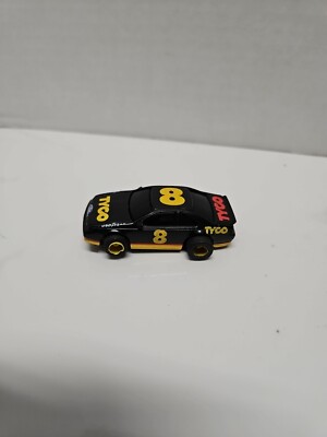 TYCO  FORD TAURUS #8 HO SLOT CAR 1970s IN BLACK SHARP
