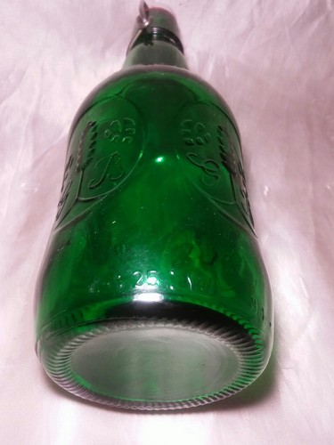 Vintage Grolsch Green Glass Pint Beer Bottle, Metal Flip Swing Top - EMPTY