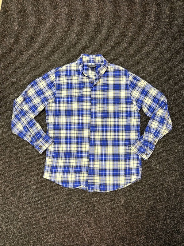 Lands End Men Traditional Fit Blue And White Plaid Button Down Flannel Shirt