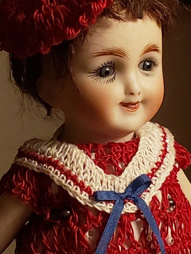 GERMAN ALL-BIQUE DOLL