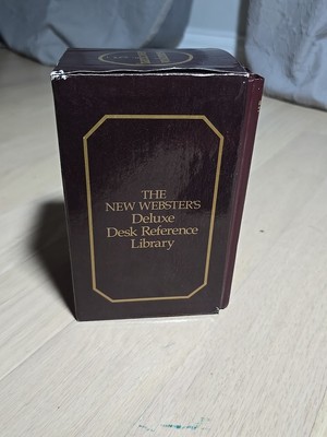 Vintage The New Webster's Deluxe Desk Reference Library 5 Hardcover Volumes 1987