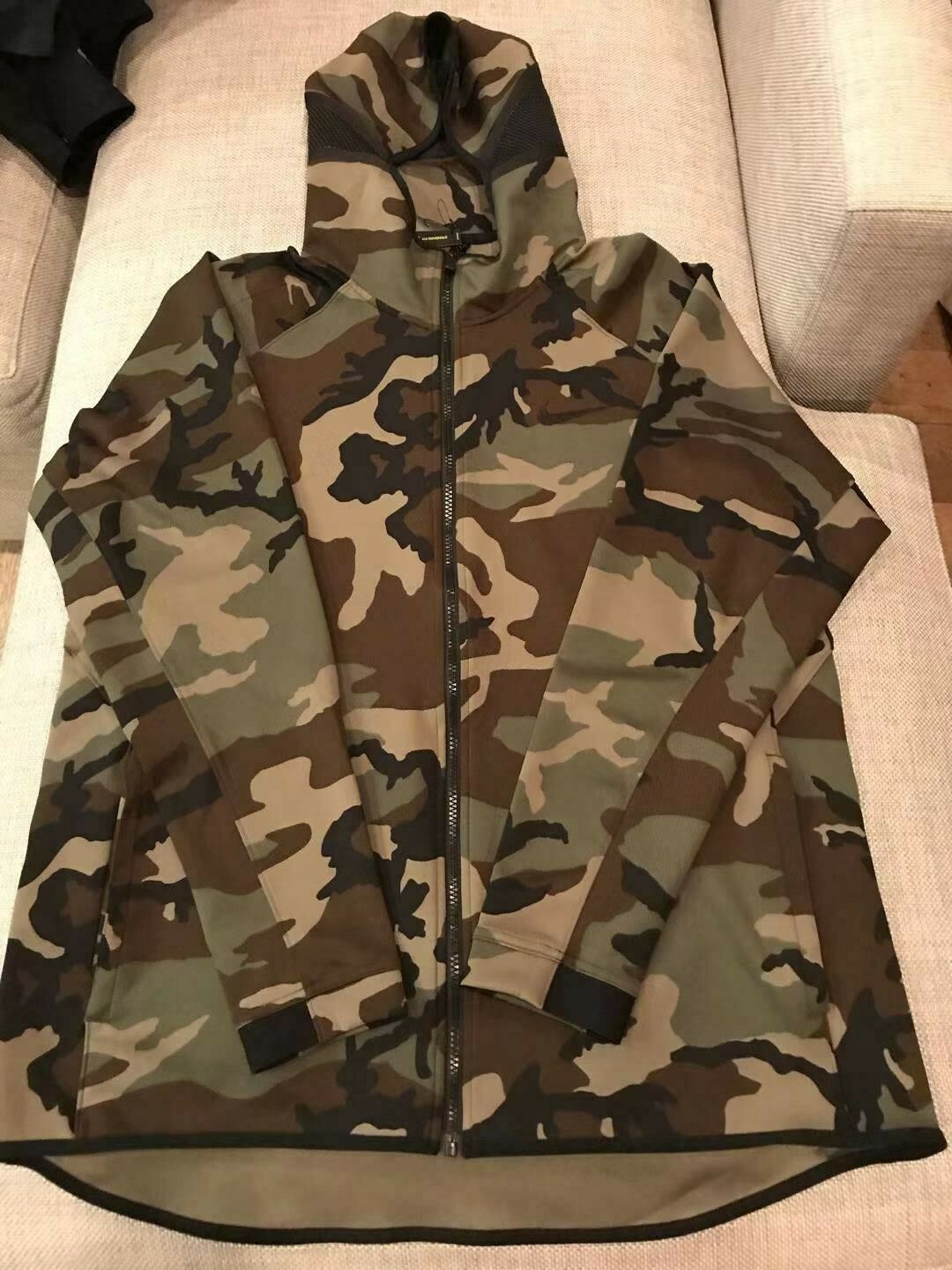 nike therma flex showtime hoodie camo