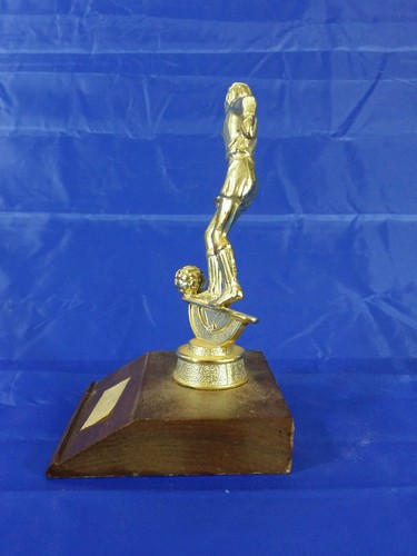 Vintage Boy's Mens Soccer Trophy 5.5