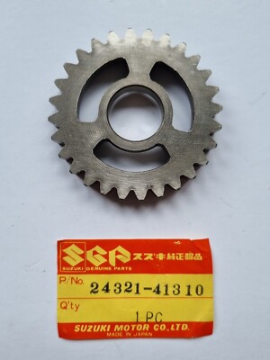 NEW GENUINE SUZUKI RM100 1976-1981 + RM125 75-79 2ND GEAR DRIVEN 24321-41310/00
