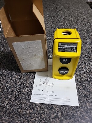 Square D 9001-BW72Y Series C Pendant Control Station - B232