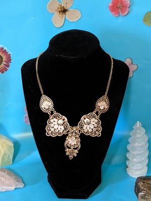 icing gold tone thinking 6 filigree statement necklace