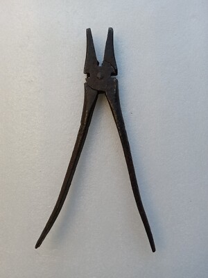 Vintage Wirecutter Pliers - Unknown Brand - Antique Hand Tool