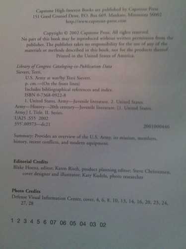 Military/War Memorbilia/US Army at War/2002/BOOK