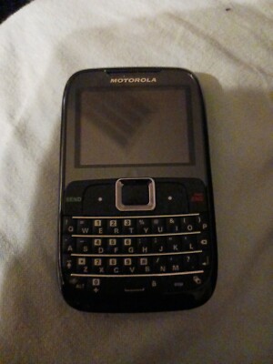 Motorola MOTOGO EX431G  ( TracFone ) Cellular Phone NEW No Box As Shown Only