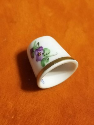 Thimble porcelain gold border Herend handpainted Hungary flowers 
