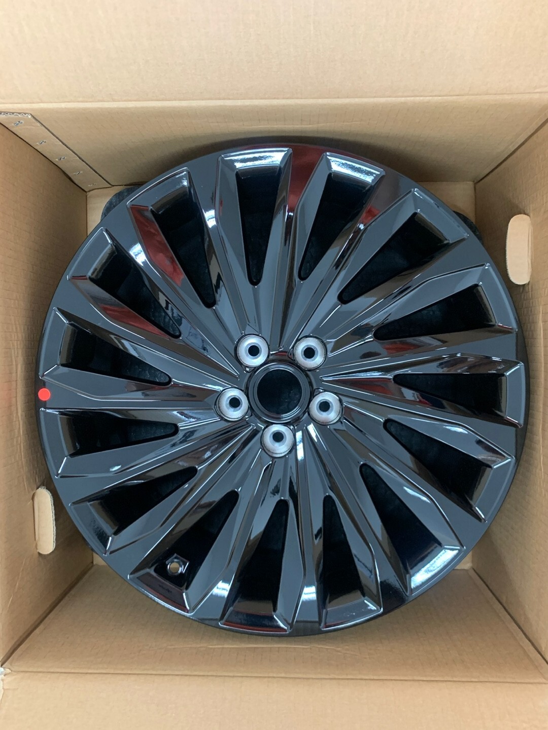 OEM 52910-S8840 WHEEL ALUMINIUM 20