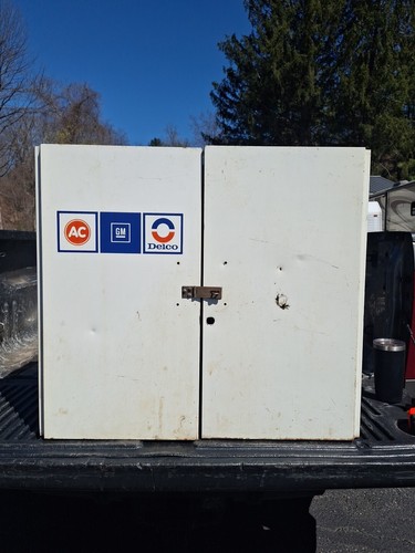 Vintage GM AC Delco TUNE-UP Cabinet Unrestored Spark Plug