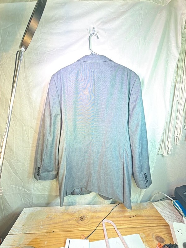 Picture 2 of 4